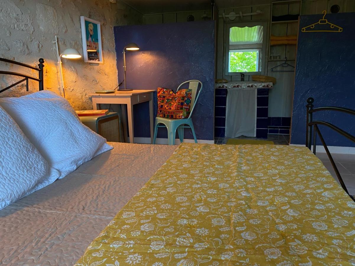 Le Prieuré De Pierre Bed and breakfast