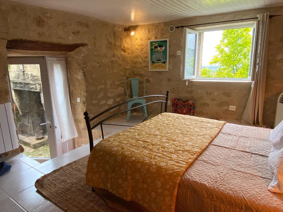Le Prieuré De Pierre Bed and breakfast Saint-Pey-de-Castets